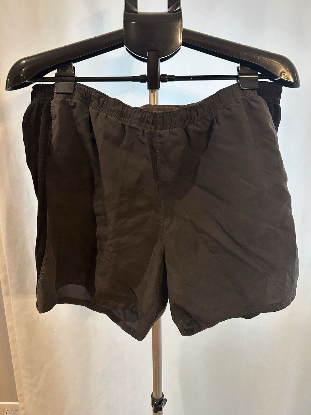 North Face Men's Large Flash Dry Black Shorts